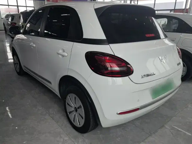 Wuling Bingo — Фото автомобиля 4