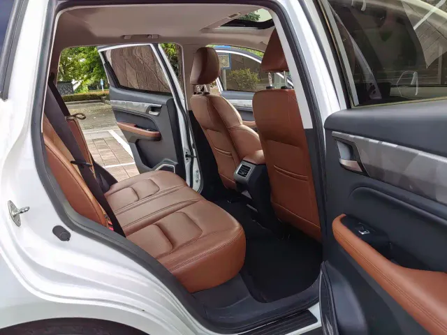 Geely Vision X6 — Фото автомобиля 16