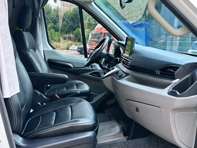 Maxus SAIC Maxus MAXUS V90 RV — Фото автомобиля 10