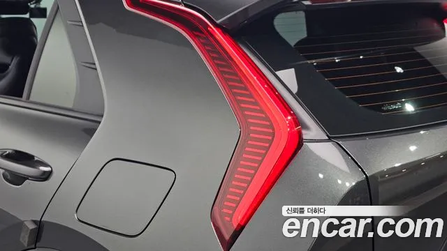 Kia Niro The All New — Фото автомобиля 8