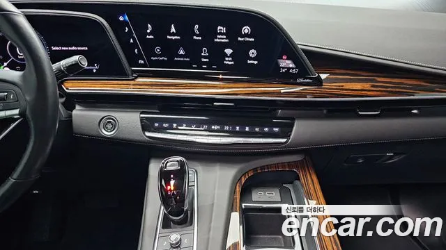 Cadillac Escalade Escalade 5 поколение — Фото автомобиля 13