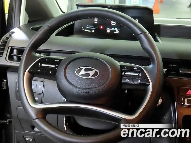 Hyundai Staria — Фото автомобиля 11