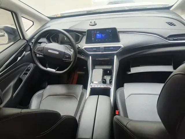 Maxus G50 — Фото автомобиля 12