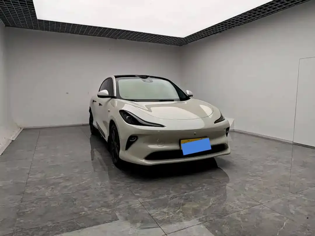 IM Motors IM LS6 2025 Long Range Gecko Smart Comfort Edition — Фото автомобиля 3