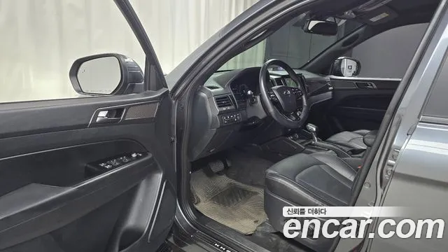 KG_Mobility_Ssangyong Rexton Новый Rexton Sport Khan Дизель 2.2 4WD — Фото автомобиля 10
