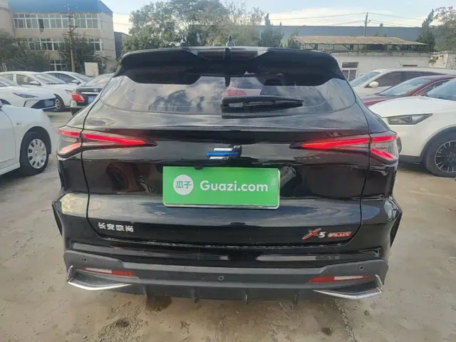 Changan X5 Plus — Фото автомобиля 5