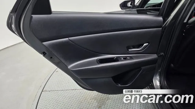 Hyundai Avante CN7 — Фото автомобиля 14
