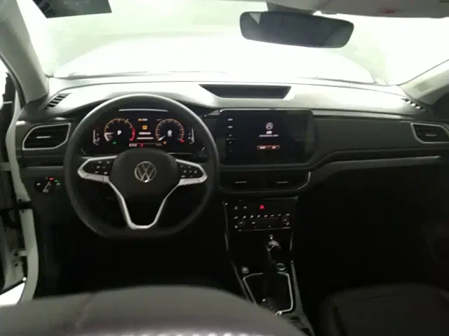 Volkswagen Tharu — Фото автомобиля 9