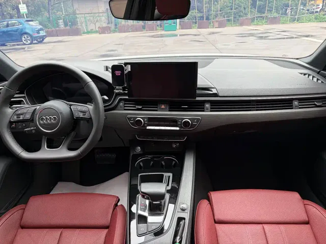 Audi A4L — Фото автомобиля 10
