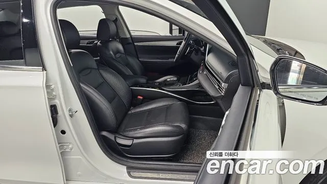 Hyundai Grandeur Новый Grandeur IG 3.0 LPi (Такси) — Фото автомобиля 10