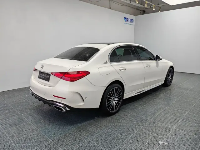 Mercedes-Benz C-Class — Фото автомобиля 6