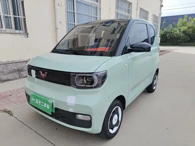Фотография автомобиля — Wuling Hongguang Mini EV