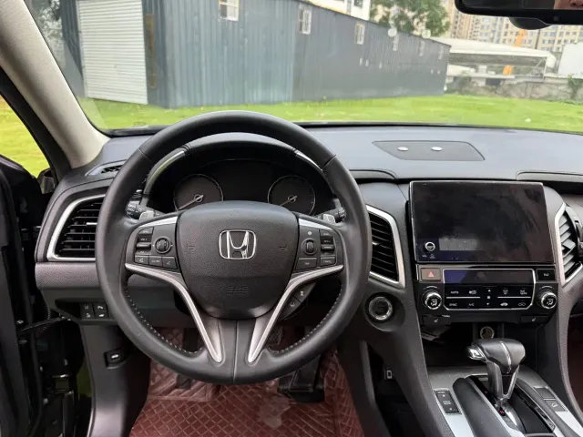 Honda Avancier — Фото автомобиля 10