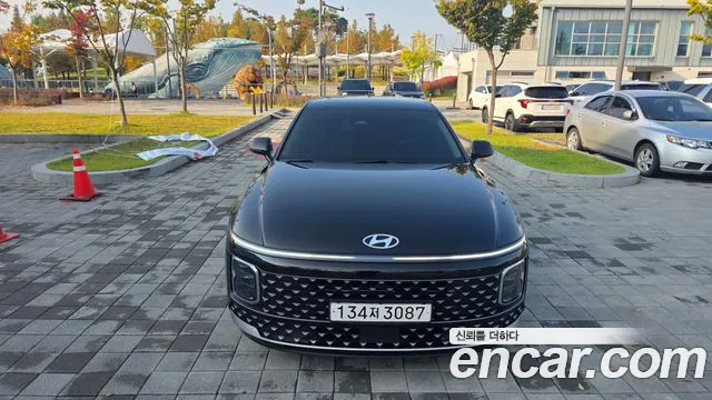 Фотография автомобиля — Hyundai Grandeur GN7