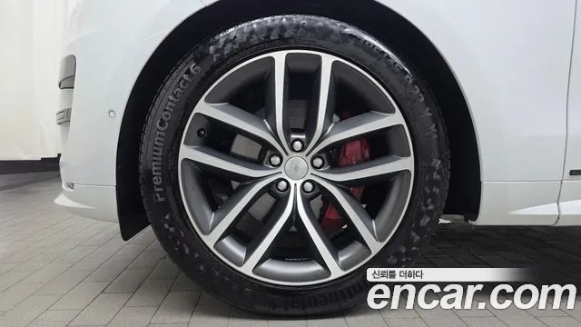Land Rover Range Rover Sport — Фото автомобиля 4