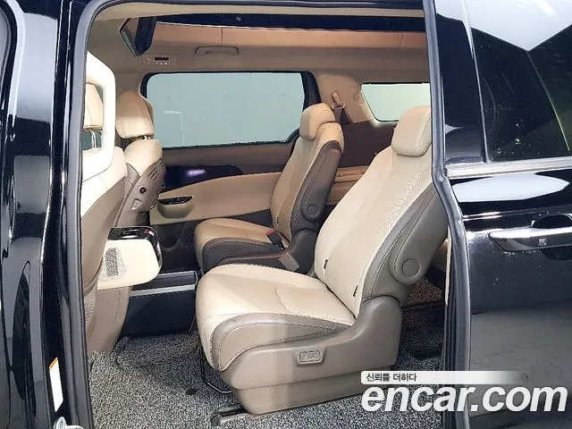 Kia Canival Carnival 4 поколение Бензин 9 мест Hi-Limousine — Фото автомобиля 9