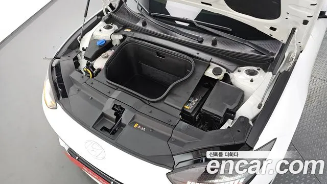 Hyundai Ioniq 6 — Фото автомобиля 9