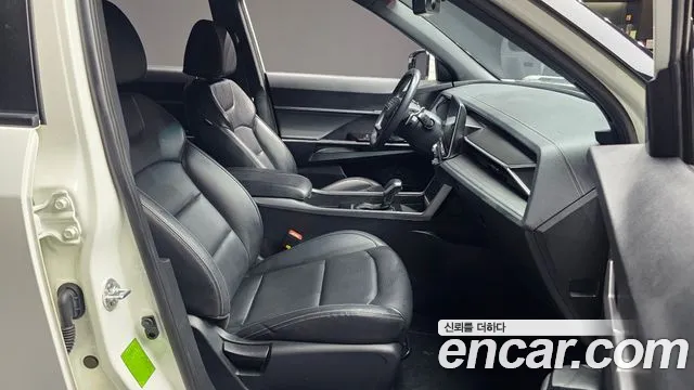 KG_Mobility_Ssangyong Torres Torres Бензин 1.5 2WD — Фото автомобиля 11