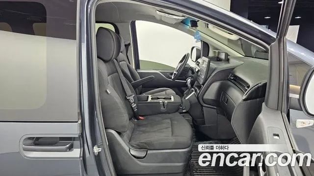 Hyundai Staria — Фото автомобиля 11