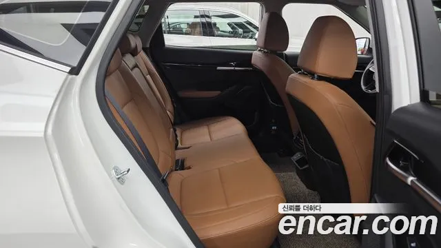 Kia Seltos — Фото автомобиля 12