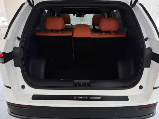 Toyota BoZhi 3X — Фото автомобиля 14