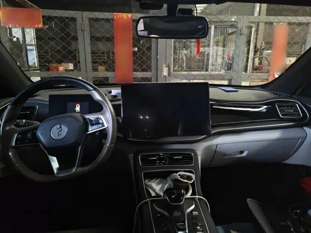 BYD Qin PLUS — Фото автомобиля 10