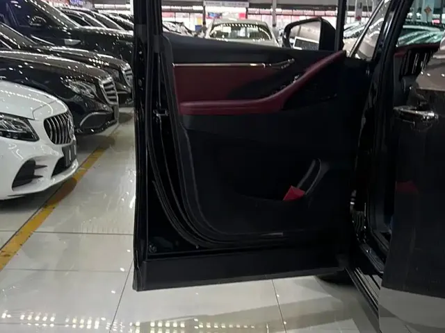 GAC Trumpchi M8 — Фото автомобиля 8