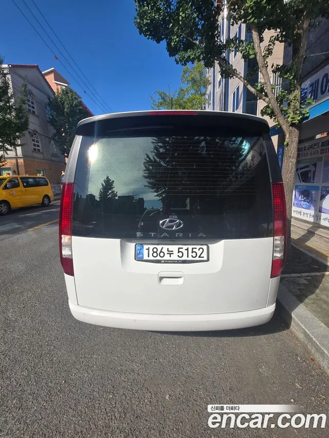 Hyundai Staria — Фото автомобиля 2
