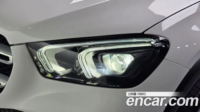 Mercedes-Benz GLE-Class — Фото автомобиля 7