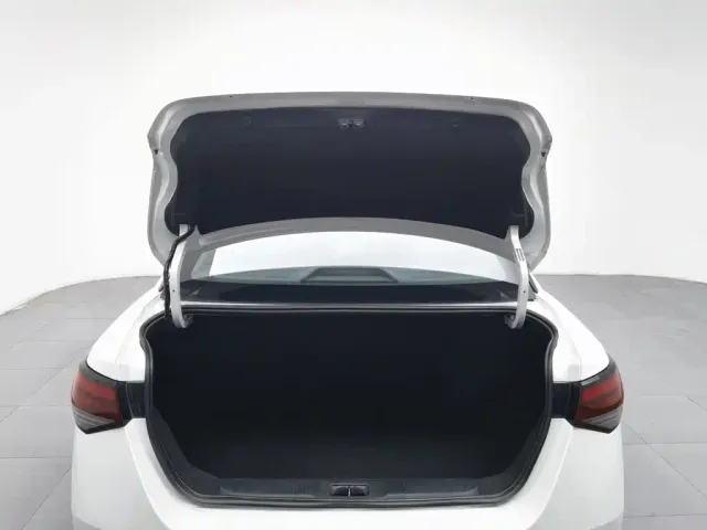 Nissan Sylphy 2023 1.6L CVT Deluxe Edition — Фото автомобиля 16