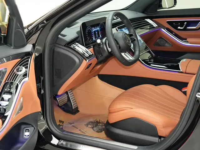 Mercedes-Benz S-Class — Фото автомобиля 17
