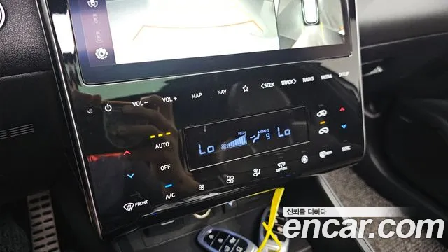 Hyundai Tucson Tucson (NX4) Бензин 1.6 турбо 2WD — Фото автомобиля 17