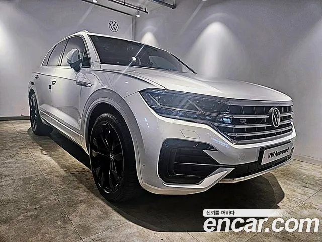Volkswagen Touareg — Фото автомобиля 5
