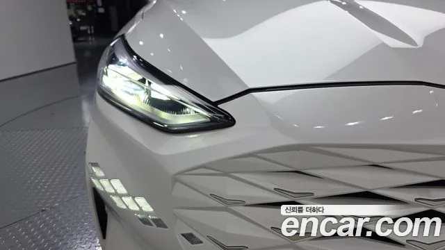 Kia K8 2.5 Бензин 2WD — Фото автомобиля 20