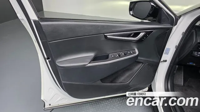 Kia EV6 — Фото автомобиля 13