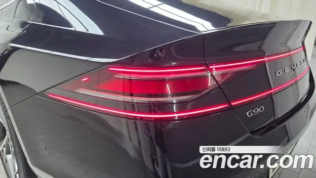Genesis G90 — Фото автомобиля 19