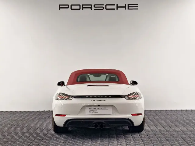 Porsche 718 — Фото автомобиля 3