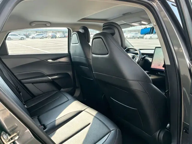 Changan Lamore — Фото автомобиля 7