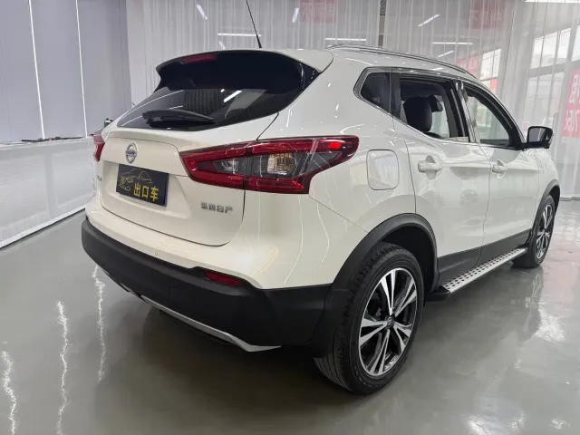 Nissan Qashqai — Фото автомобиля 5