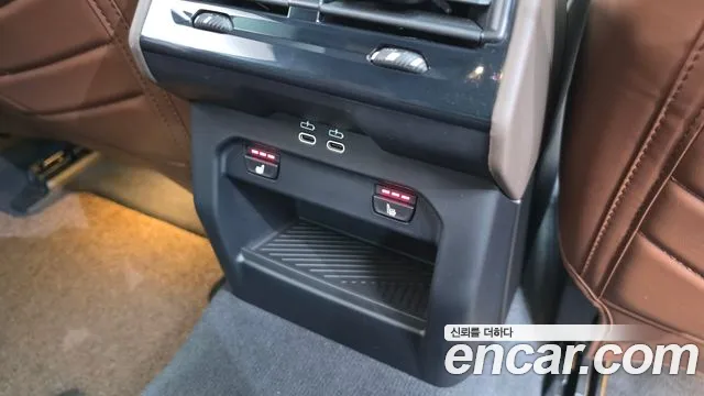 BMW 5 Series G60 — Фото автомобиля 23