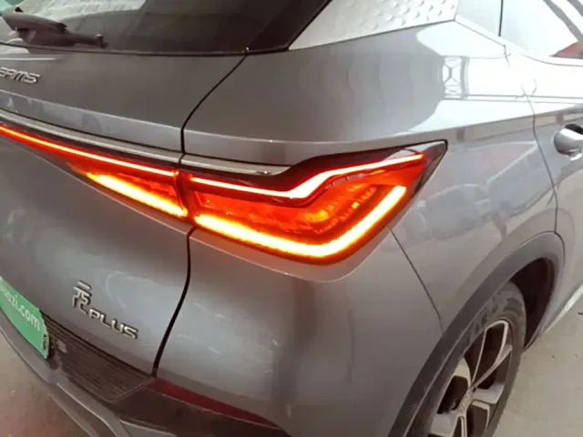 BYD Yuan PLUS — Фото автомобиля 7