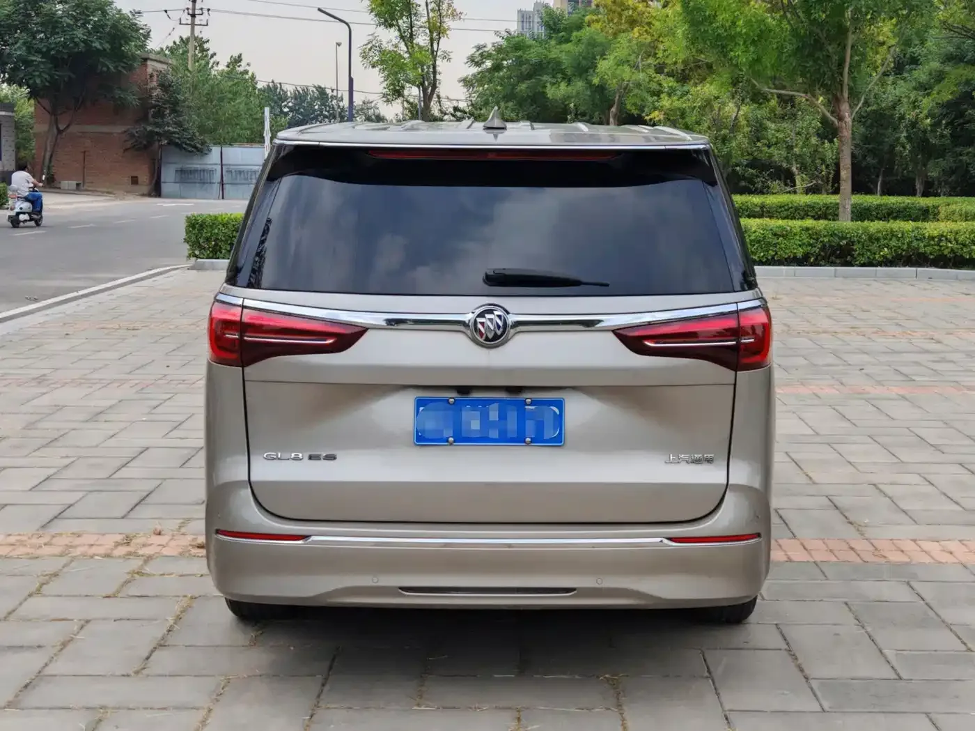 Buick Buick GL8 2023 ES Landmaster Exclusive — Фото автомобиля 5