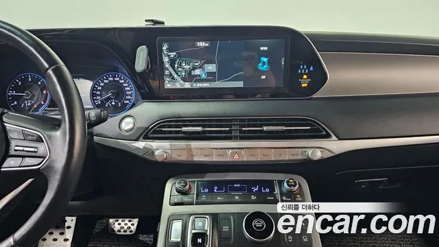 Hyundai Palisade Palisade Дизель 2.2 2WD — Фото автомобиля 13