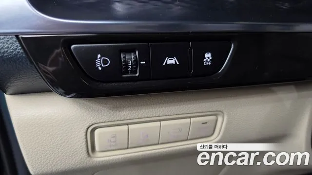 Kia Carnival 4th Gen — Фото автомобиля 30