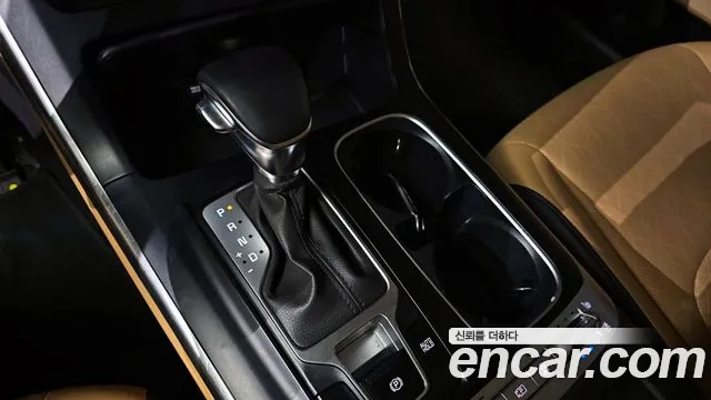 Kia Canival Carnival 4 поколение Дизель 9 мест Prestige — Фото автомобиля 9