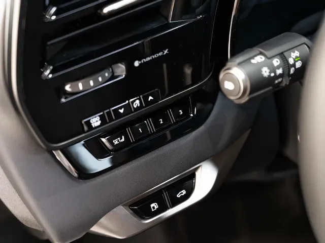 Lexus RX — Фото автомобиля 20
