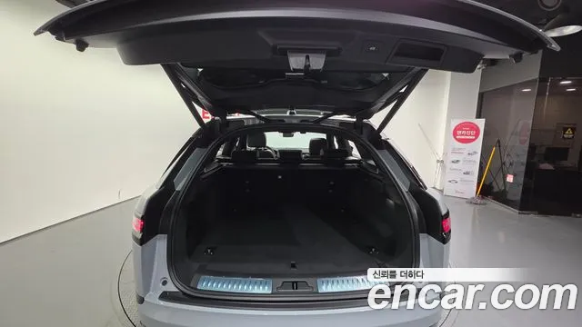 Land Rover Range Rover Velar — Фото автомобиля 10