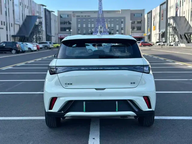 BYD Dolphin — Фото автомобиля 9