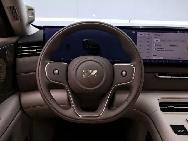 IM Motors LS9 — Фото автомобиля 8