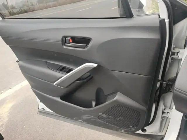 Toyota Corolla Cross — Фото автомобиля 7